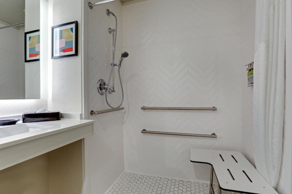 Standard King Room with Roll-in Shower - Mobility Accessible interior